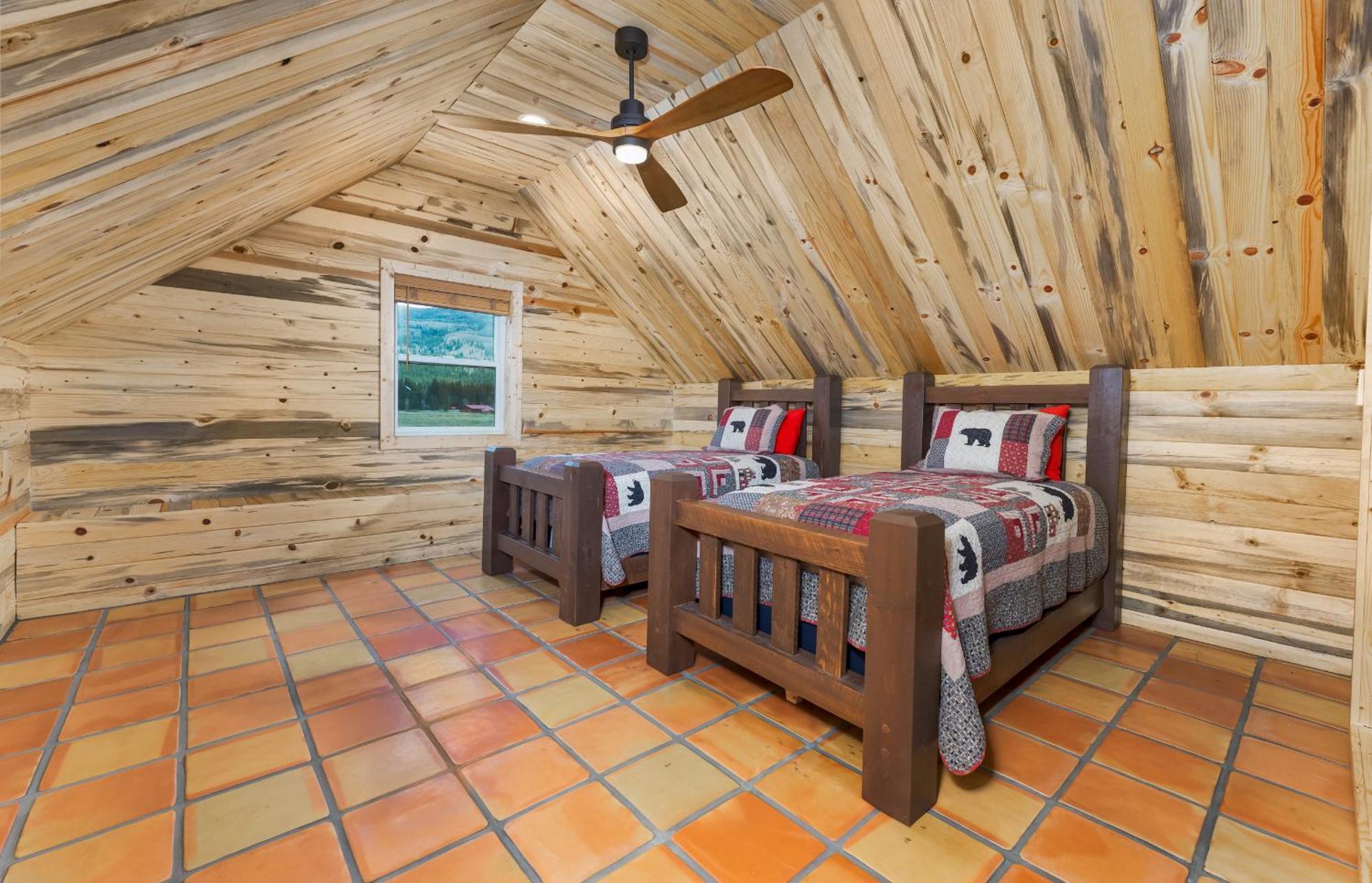Bear Paw Lodge & Vacation Homes Vallecito Bagian luar foto